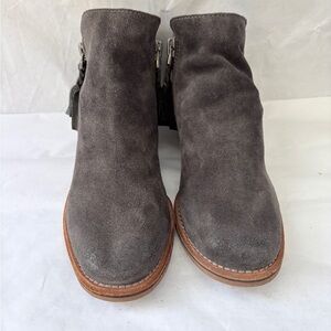 Dolce Vita Suede Ankle Boots Gray Side Zip Size 8.5